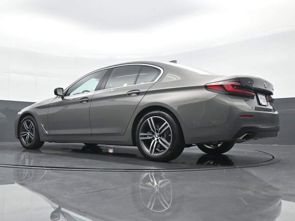 Used 2022 BMW 530i xDrive image 19