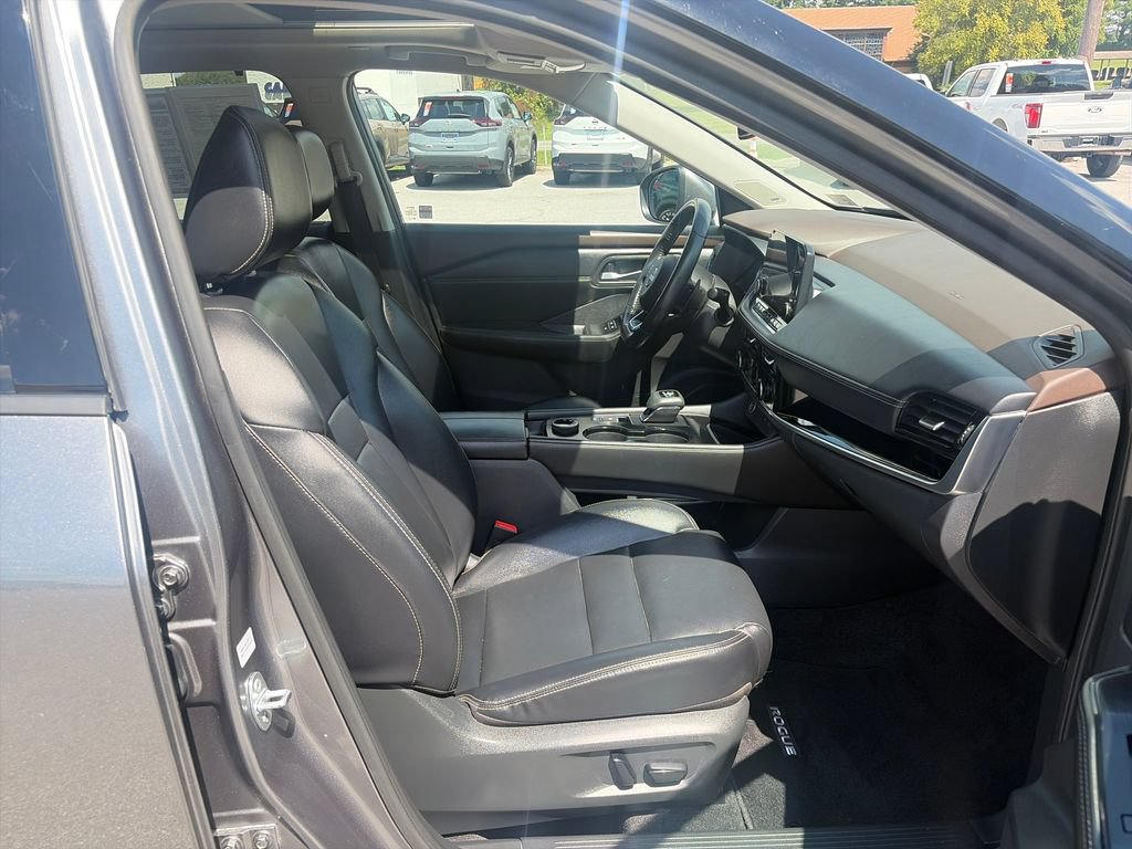 Used 2022 Nissan Rogue SL w/ SL Premium Package AWD/4WD image 42