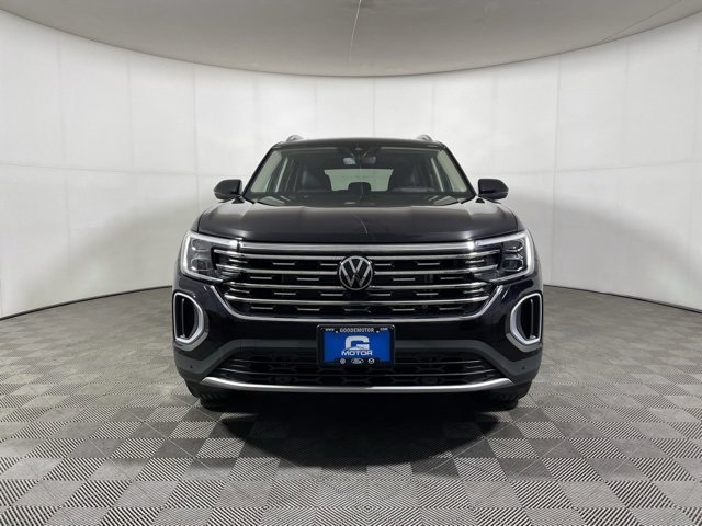 New 2025 Volkswagen Atlas SEL image 3