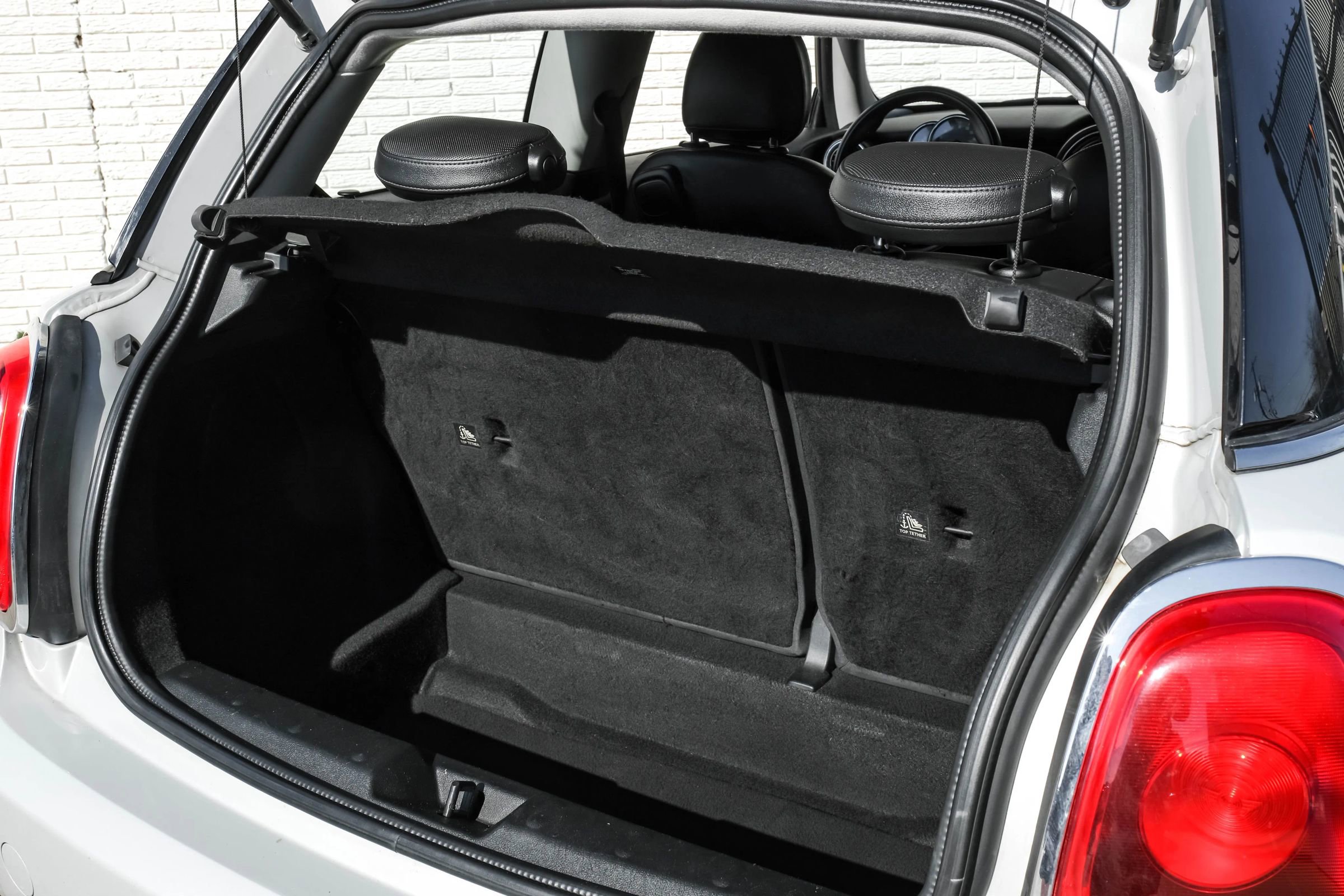 Used 2014 MINI Cooper 2-Door Hardtop image 42