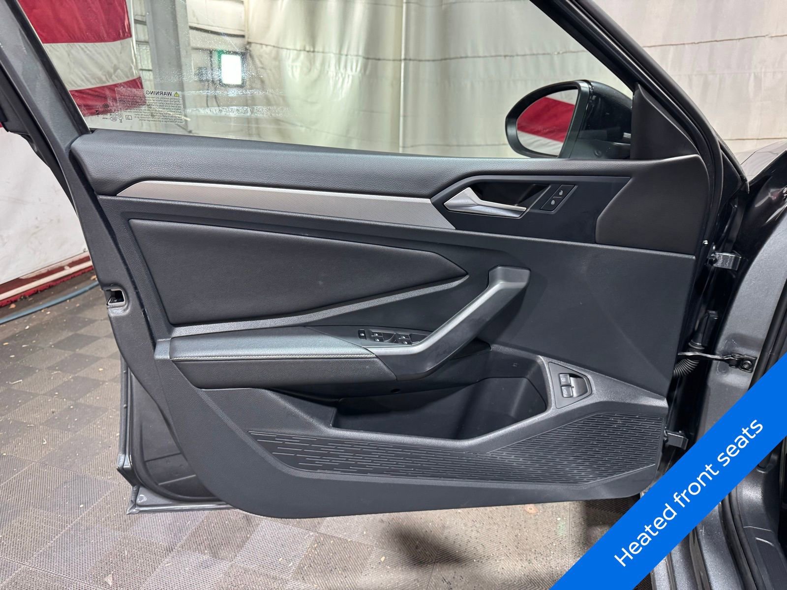 Used 2024 Volkswagen Jetta Sport image 11