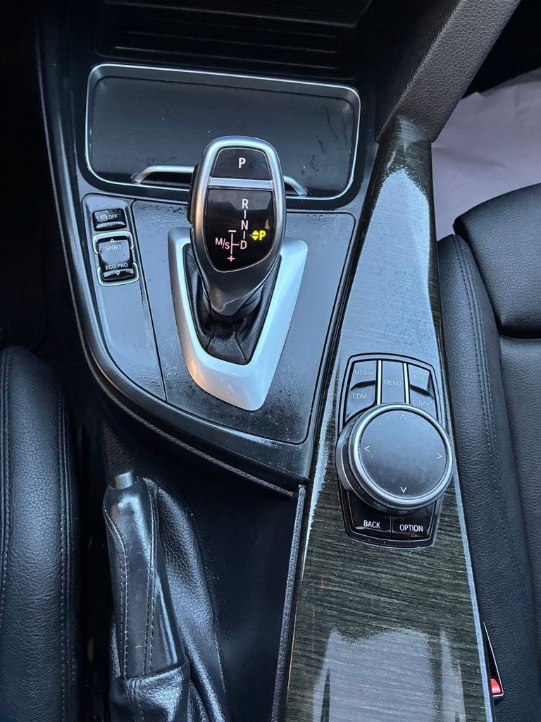 Used 2018 BMW 330i xDrive Sedan AWD/4WD image 33
