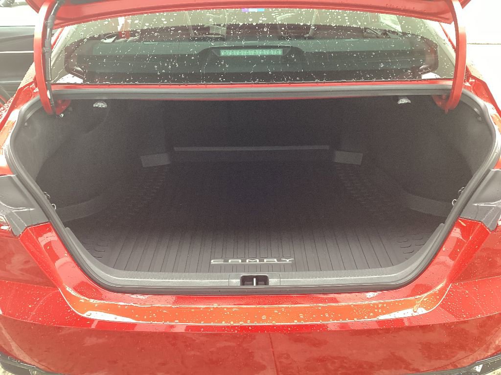 New 2026 Toyota Camry Hybrid image 17