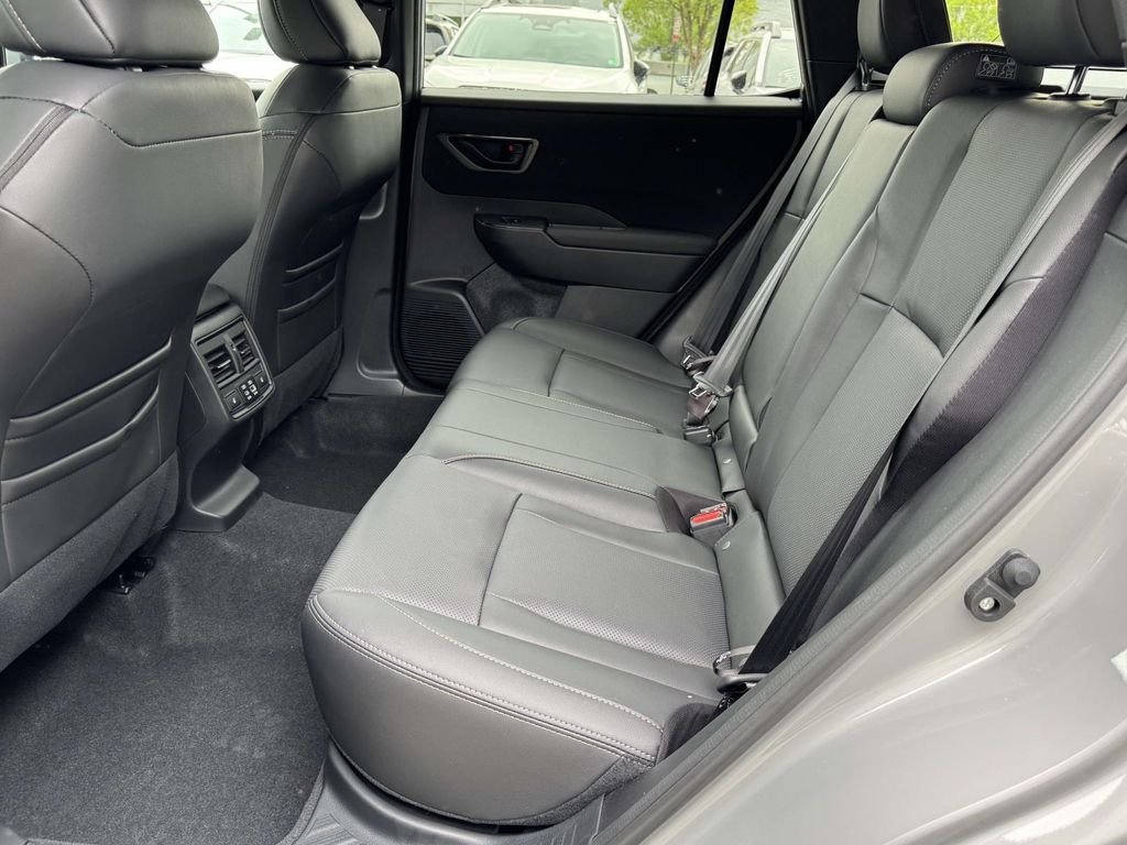 New 2026 Subaru Outback Limited AWD/4WD image 13