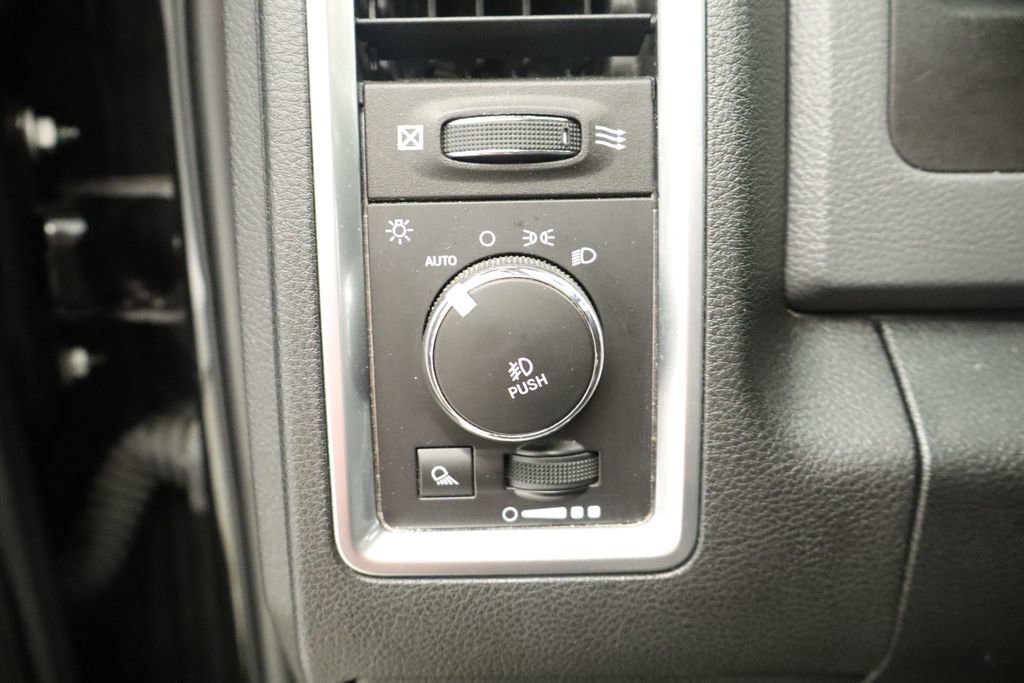 Certified 2018 RAM 1500 Big Horn AWD/4WD image 37