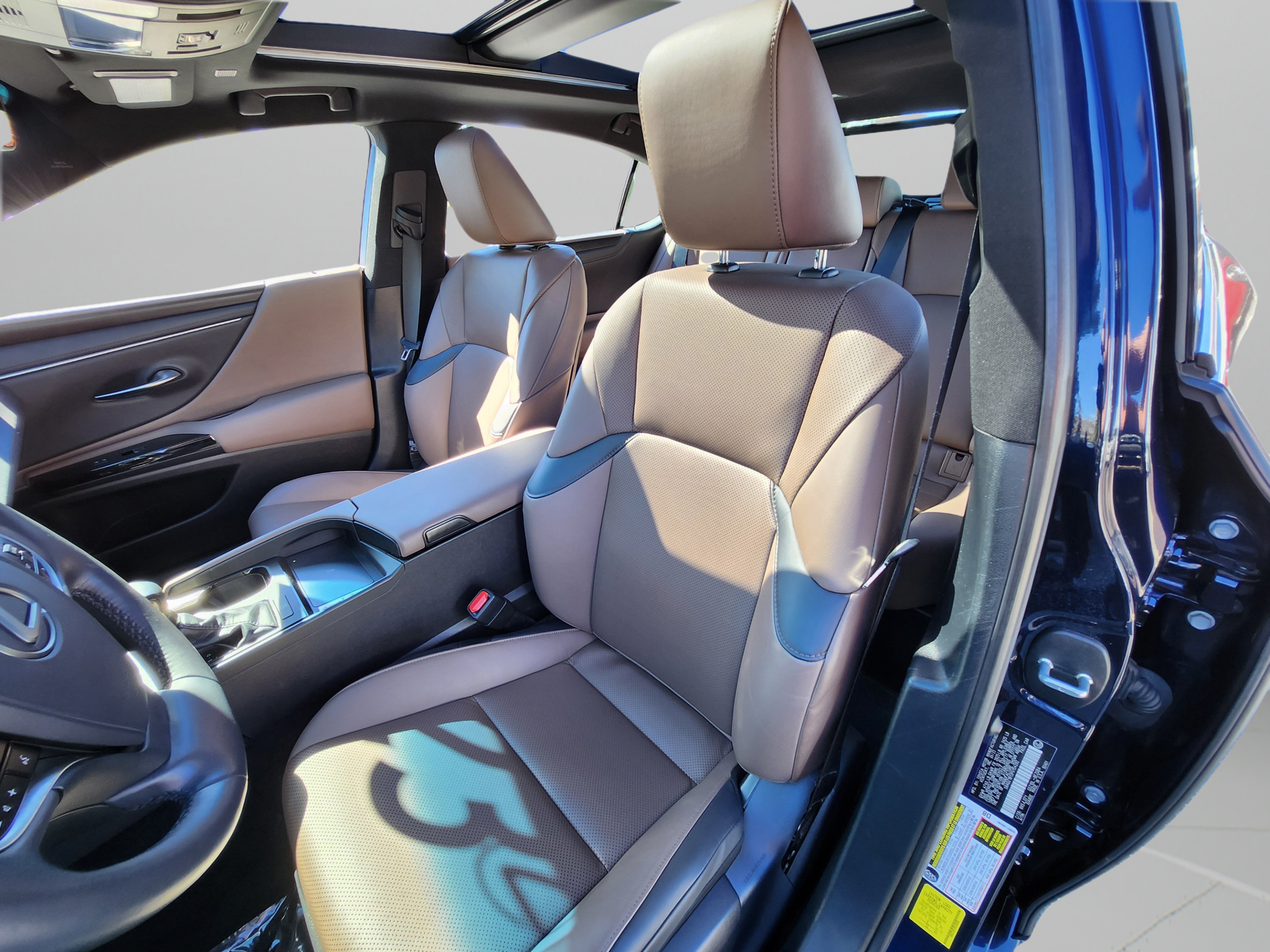 Certified 2023 Lexus ES 350 w/ Premium Package FWD image 14