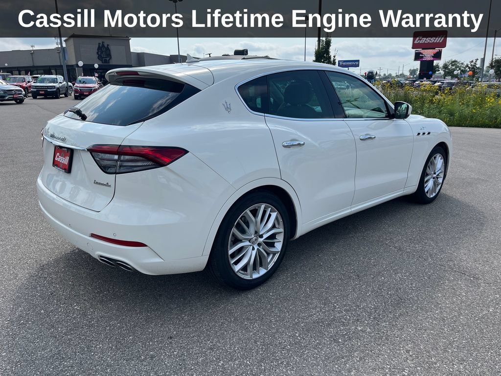 Used 2022 Maserati Levante GT AWD/4WD image 5