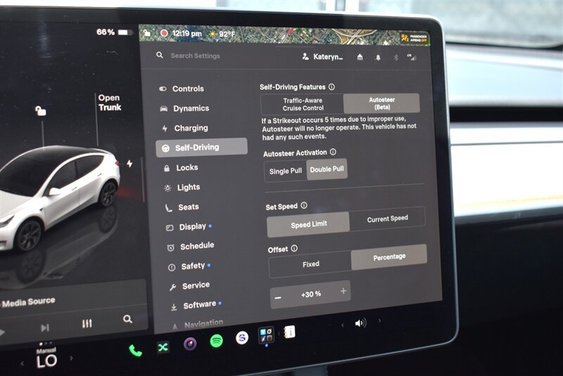 Used 2025 Tesla Model Y Long Range AWD/4WD image 19