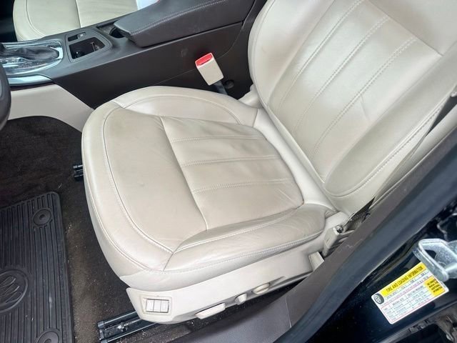 Used 2017 Buick Regal Premium w/ Driver Confidence Package #1 FWD image 33