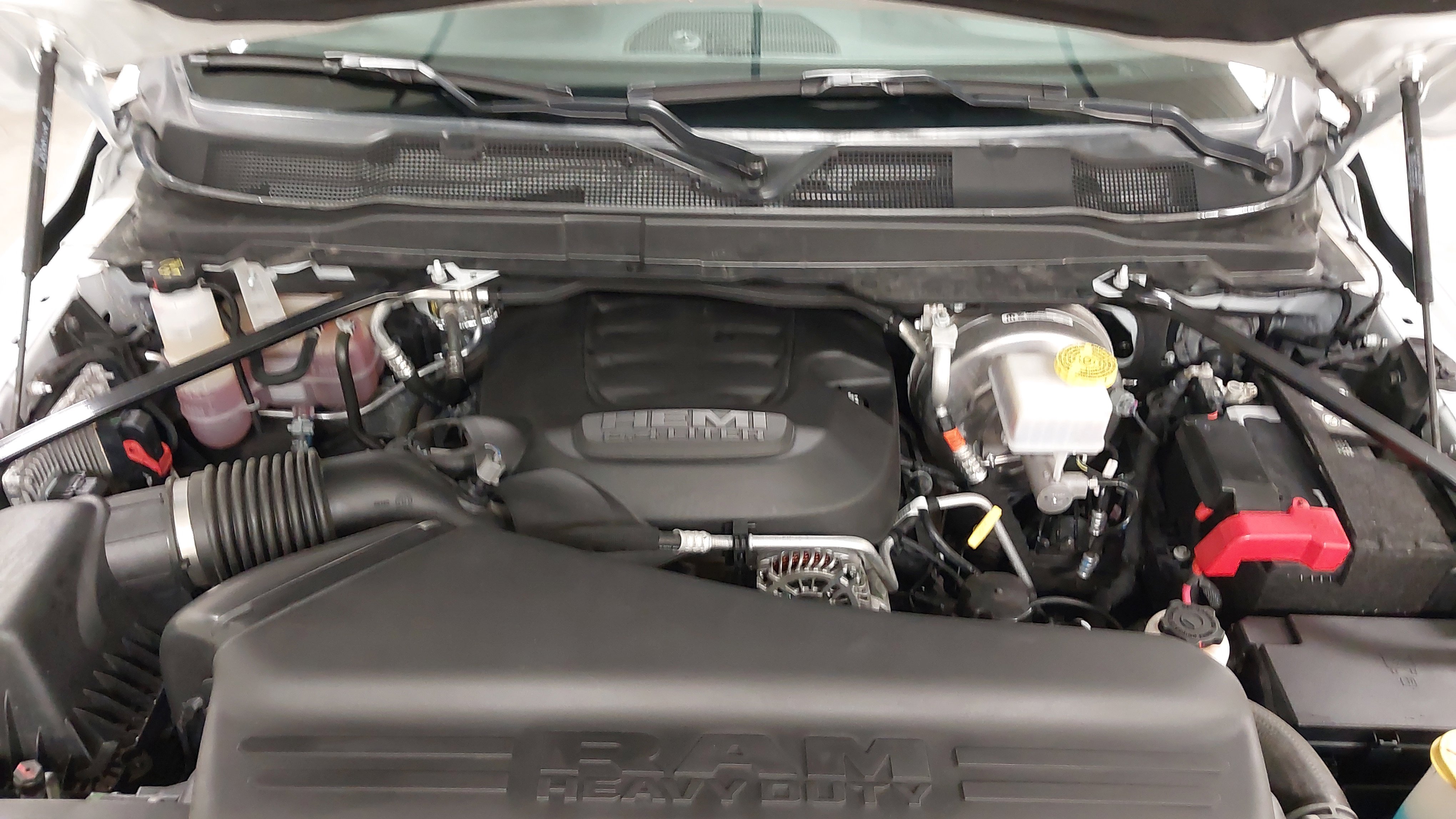 Used 2024 RAM 2500 Big Horn w/ Night Edition AWD/4WD image 29