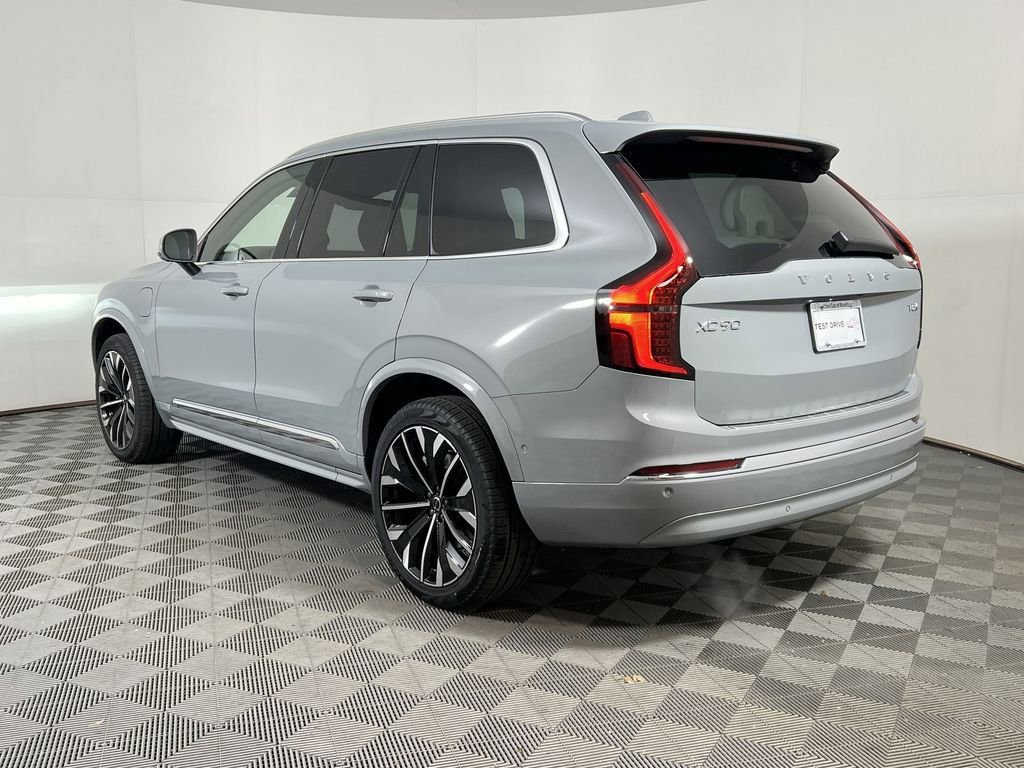 New 2026 Volvo XC90 T8 Ultra w/ Protection Package Premier image 6