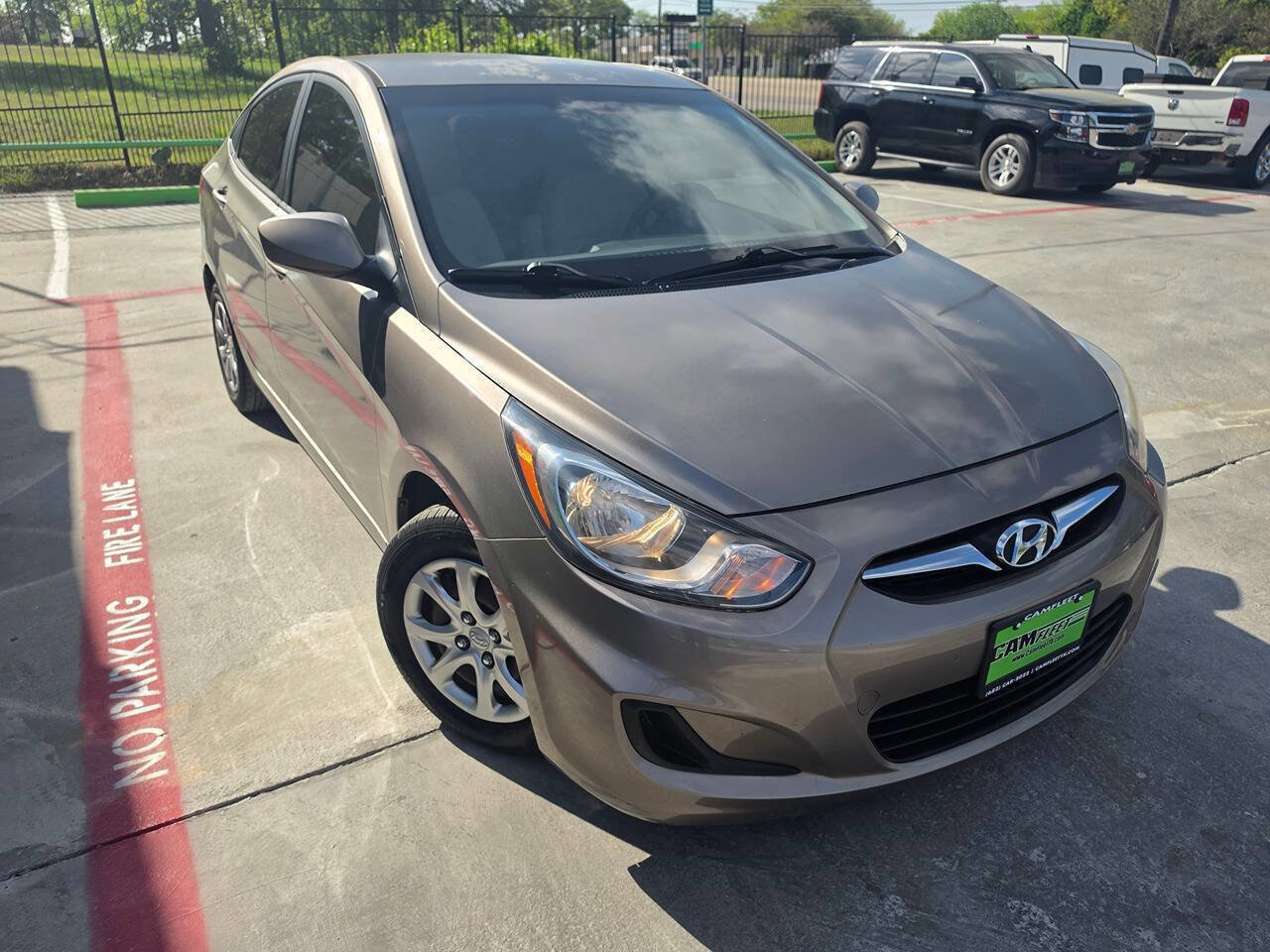 Used 2013 Hyundai Accent GLS FWD image 60