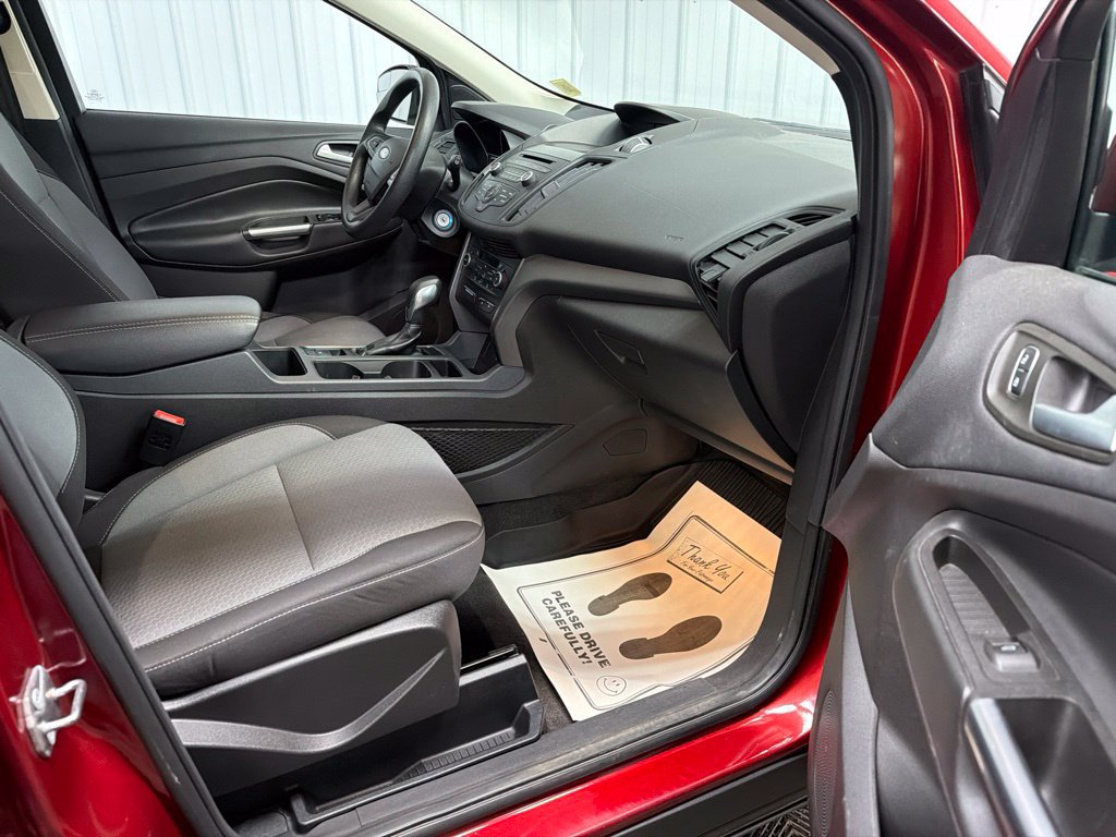 Certified 2018 Ford Escape SE FWD image 16