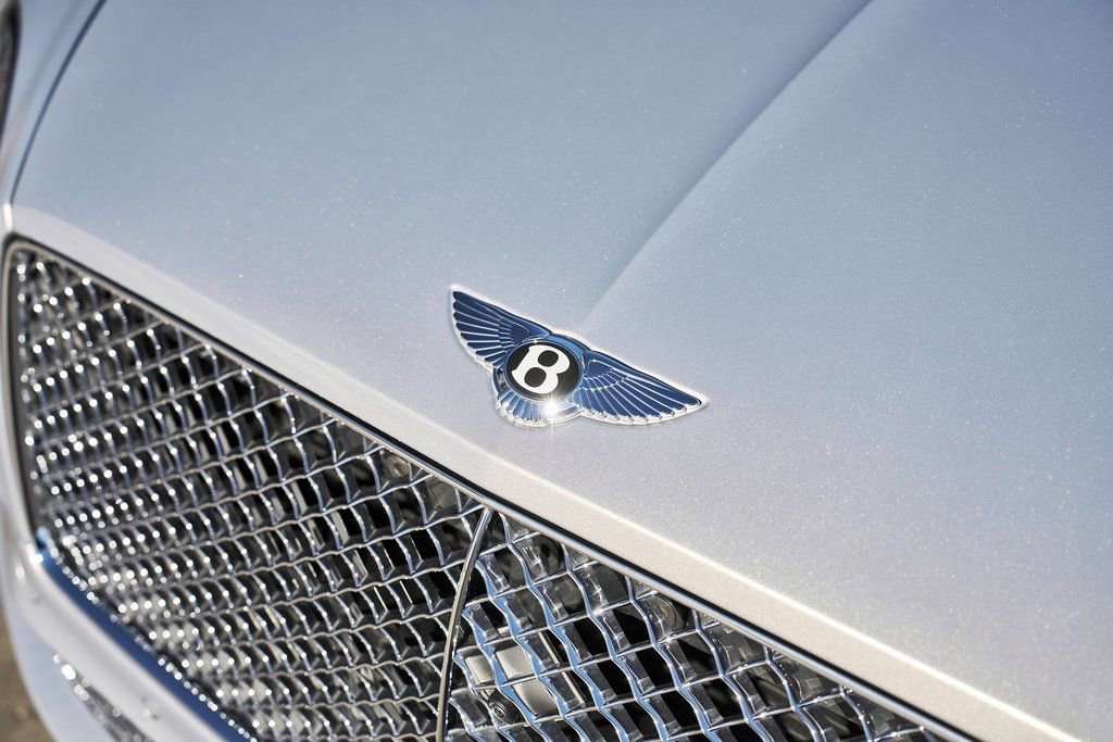 Used 2023 Bentley Continental GT Azure AWD/4WD image 9