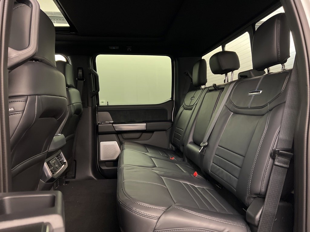New 2025 Ford F250 Platinum image 35