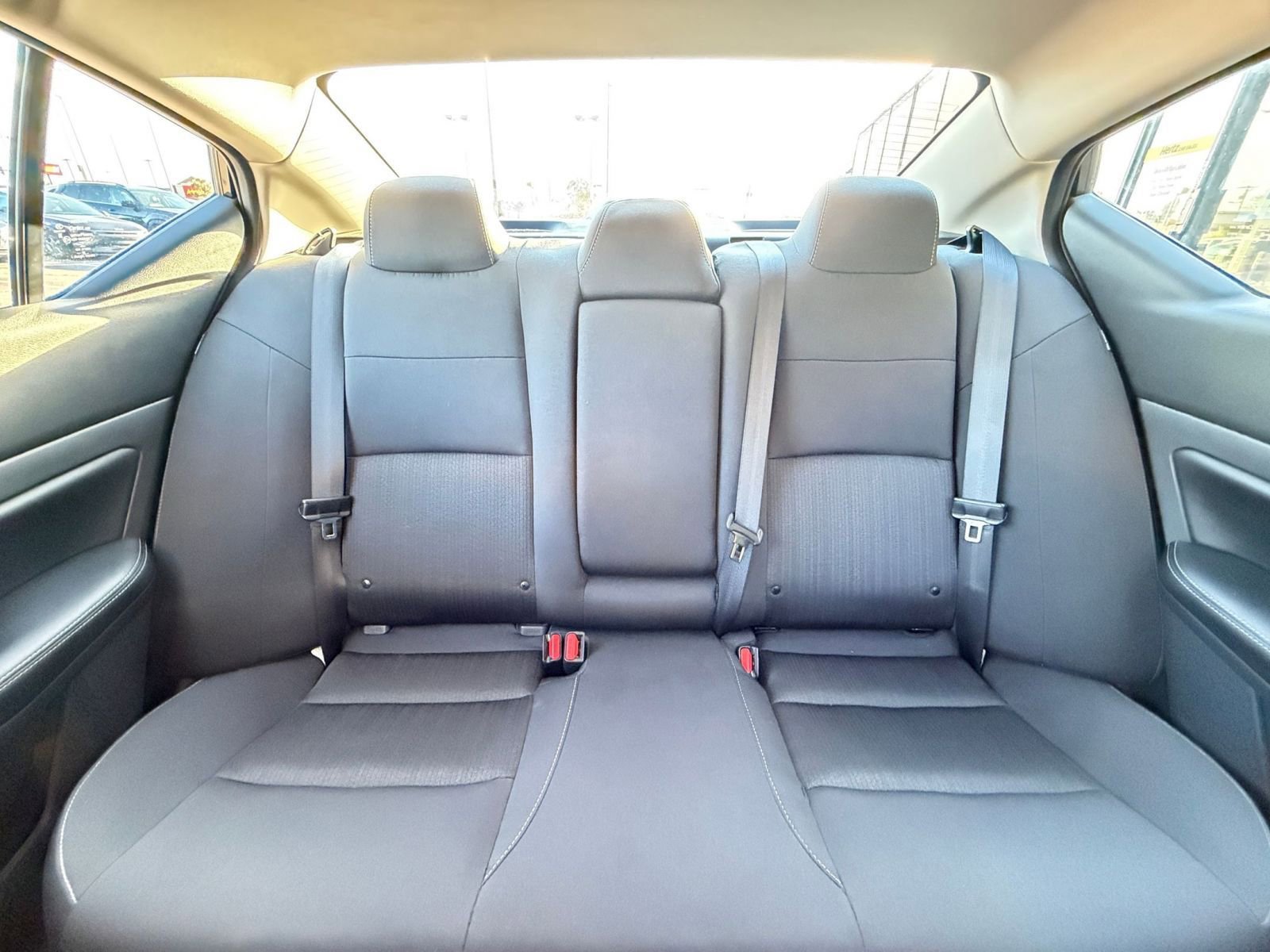Used 2025 Nissan Altima 2.5 SV FWD image 36