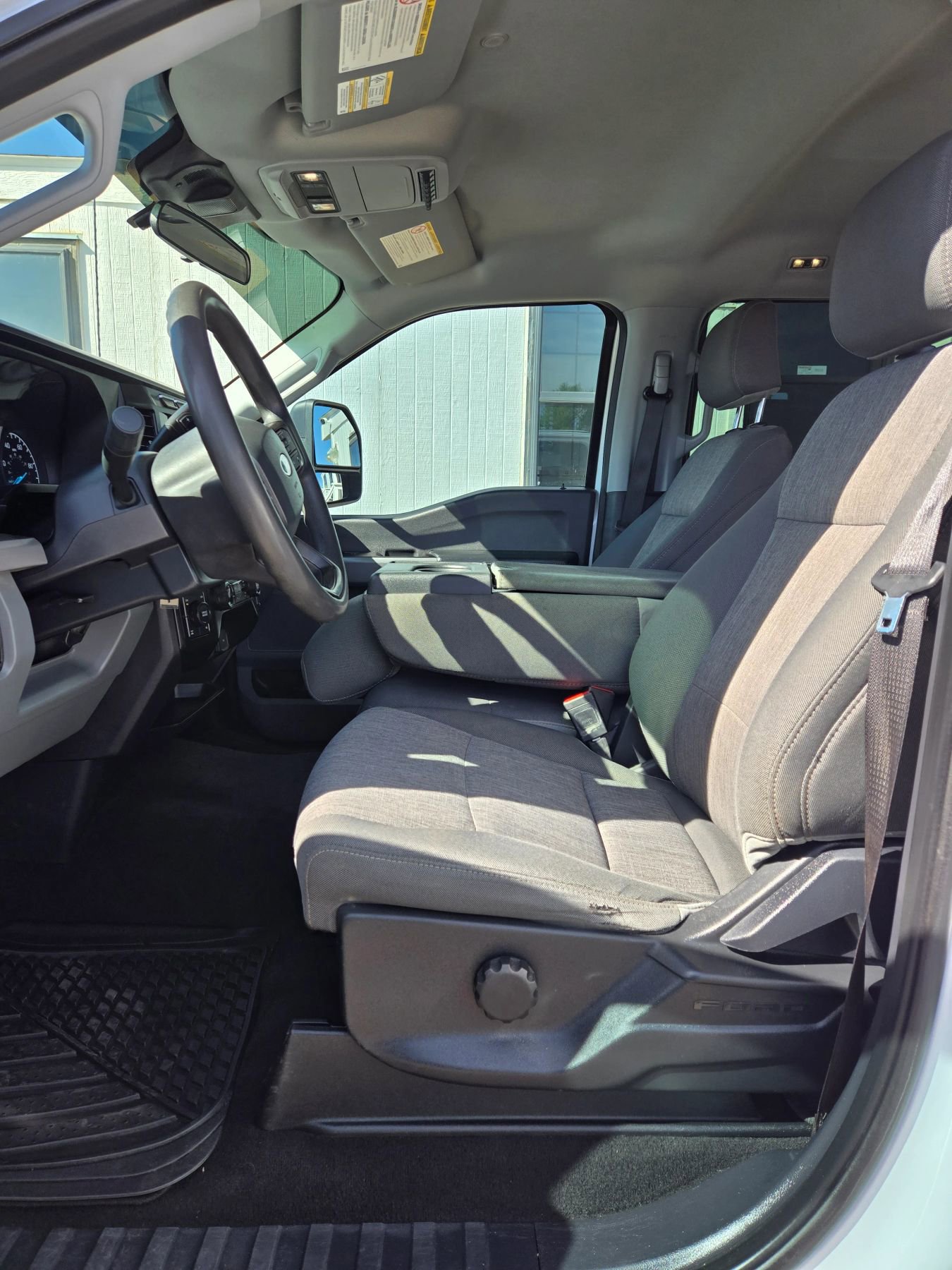 Used 2024 Ford F250 XL w/ STX Appearance Package AWD/4WD image 9