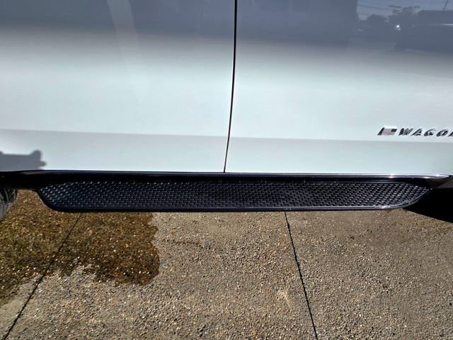 Certified 2024 Jeep Wagoneer Series II image 33