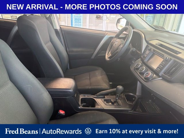 Used 2018 Toyota RAV4 LE w/ All Weather Liner Package AWD/4WD image 8