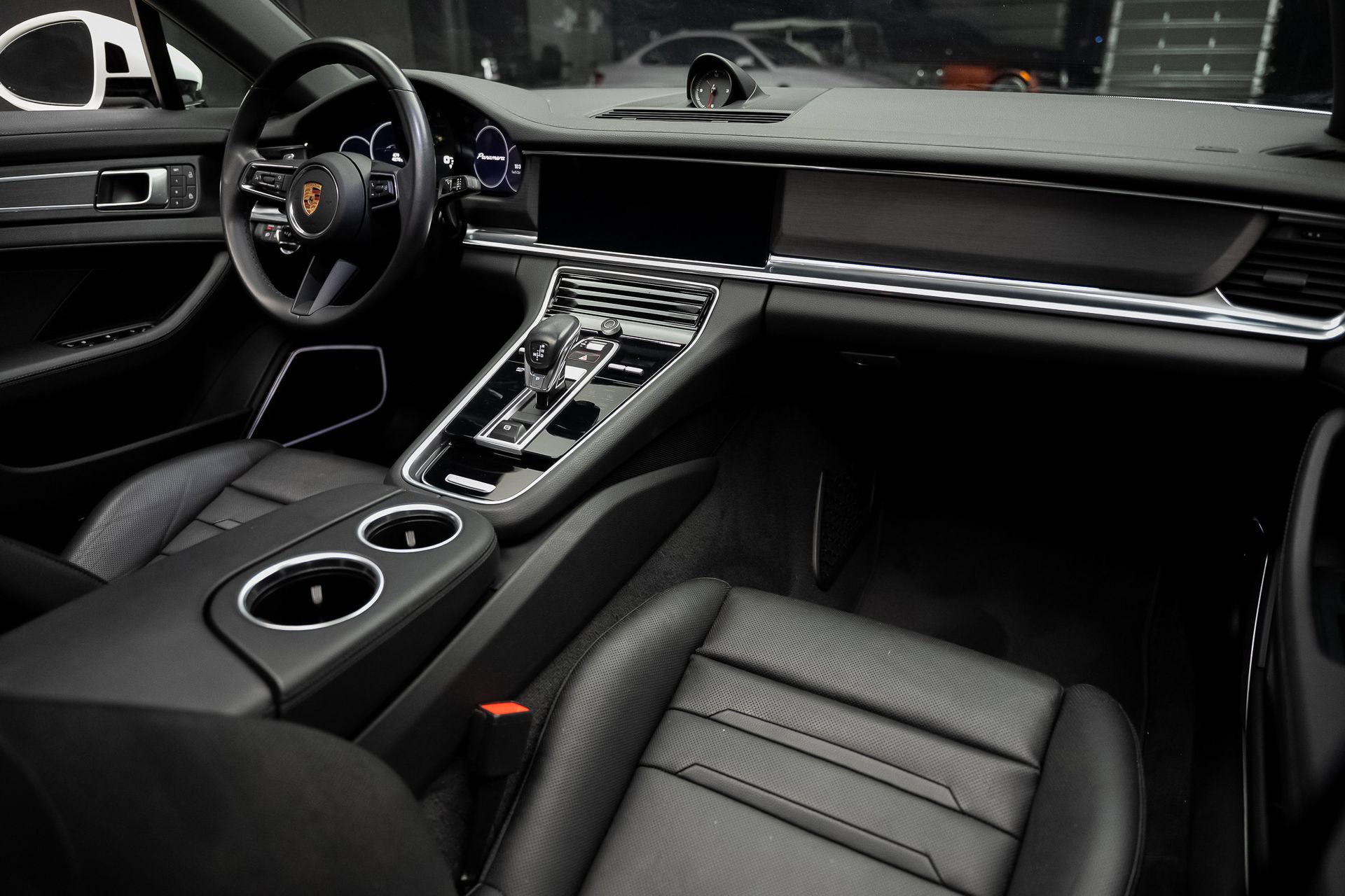 Used 2023 Porsche Panamera 4 AWD/4WD image 62
