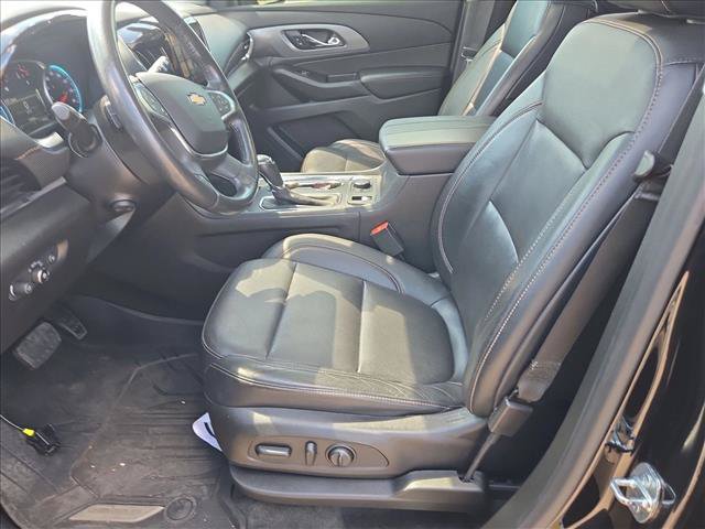 Used 2019 Chevrolet Traverse Premier w/ Driver Confidence II Package FWD image 17