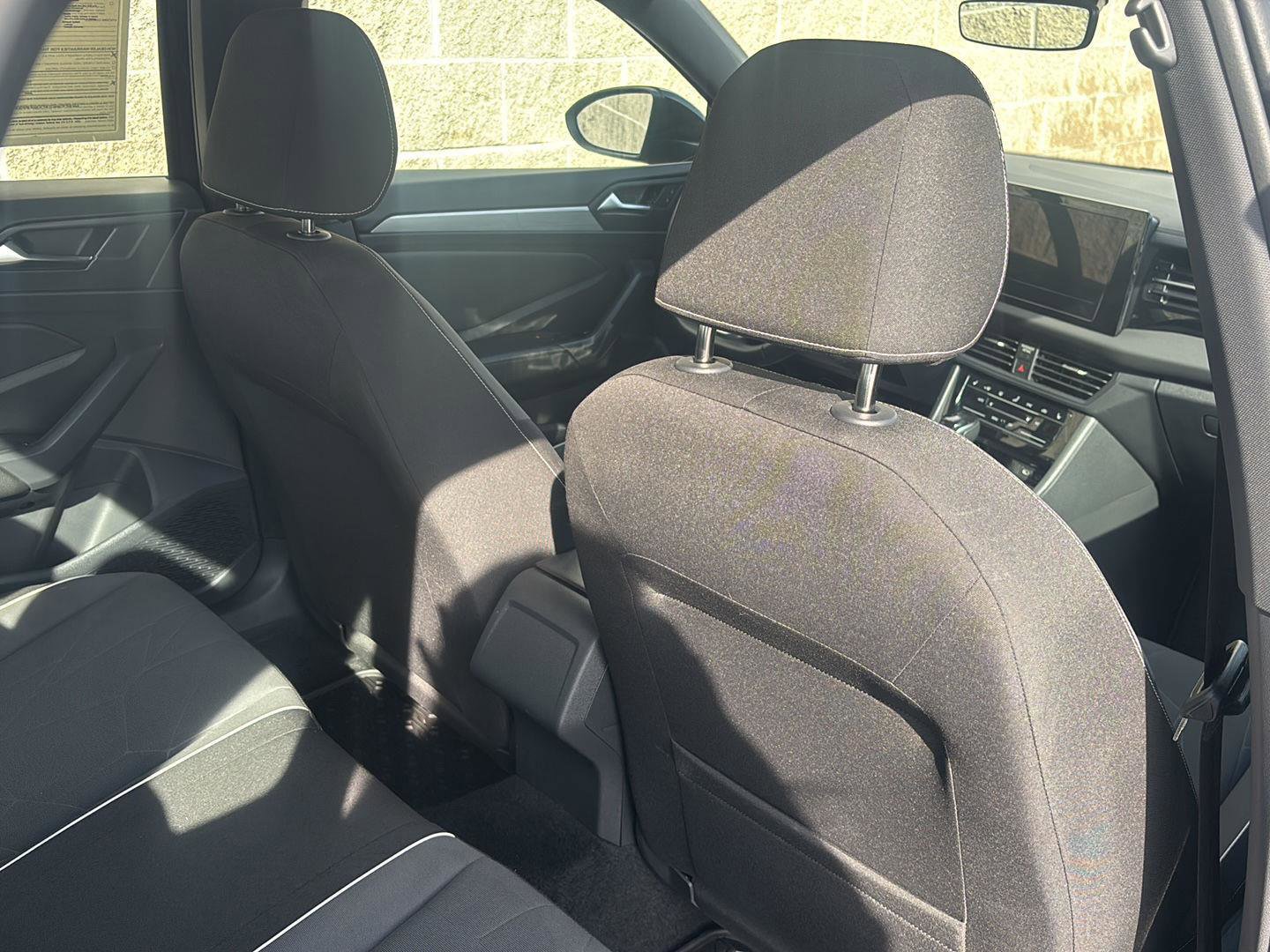 Used 2025 Volkswagen Jetta Sport image 25