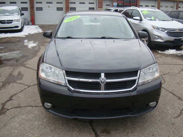 Used 2010 Dodge Avenger R/T image 8