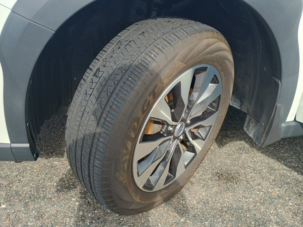 Certified 2025 Subaru Outback Touring XT w/ Popular Package #2 image 10