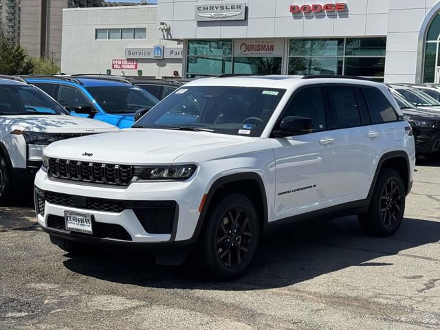 New 2026 Jeep Grand Cherokee Laredo image 5