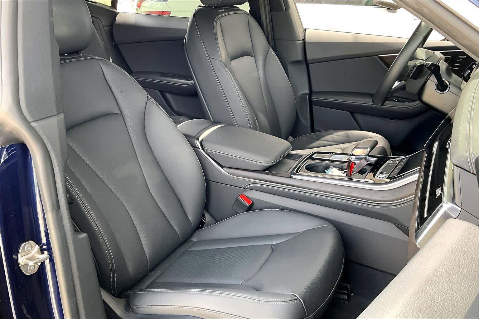 Used 2023 Audi Q8 Premium Plus w/ Premium Plus Package AWD/4WD image 9