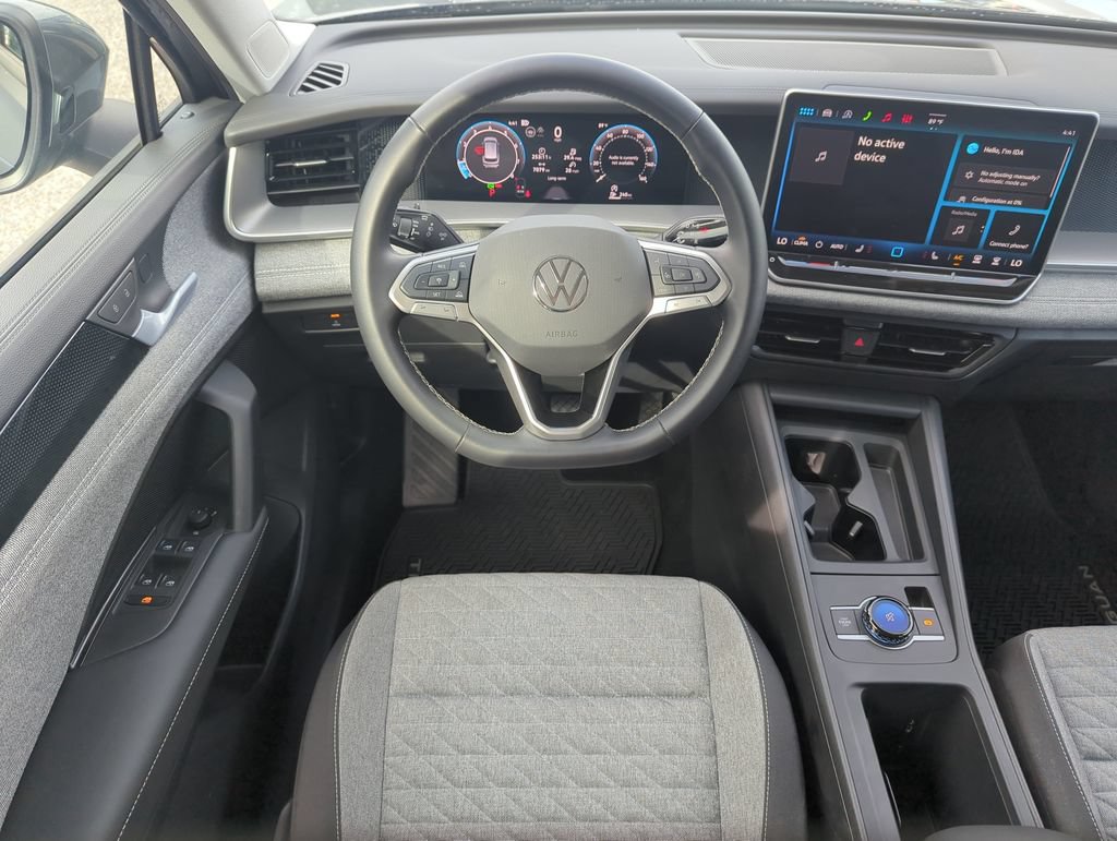 Used 2026 Volkswagen Tiguan S FWD image 14