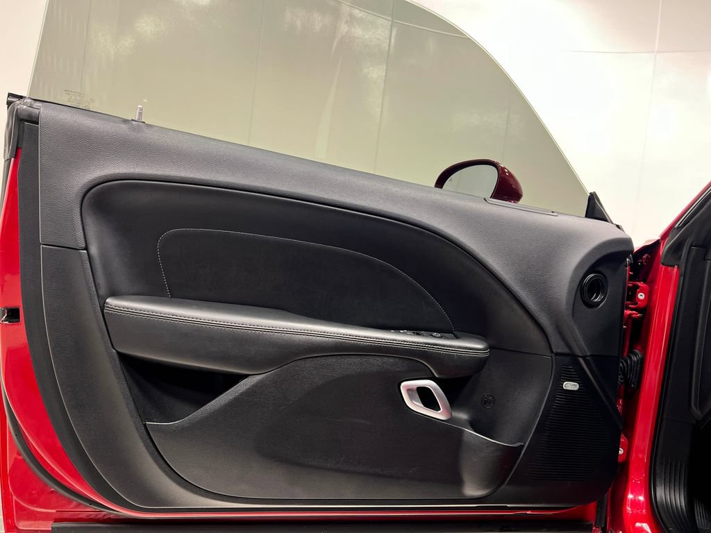 Used 2016 Dodge Challenger R/T Scat Pack RWD image 14