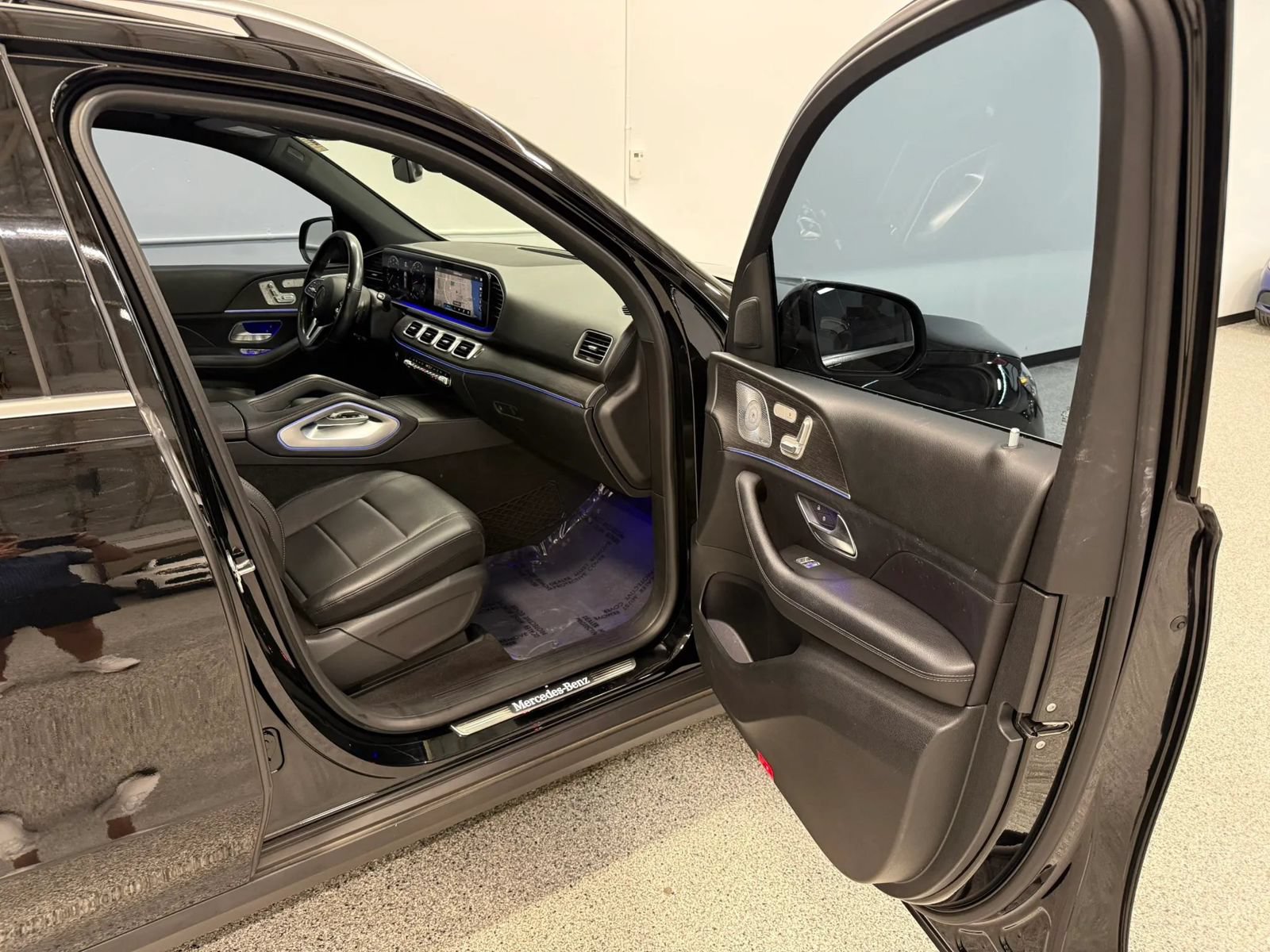 Used 2020 Mercedes-Benz GLE 350 4MATIC image 46