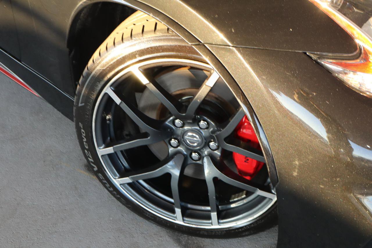 Used 2020 Nissan 370Z NISMO image 3