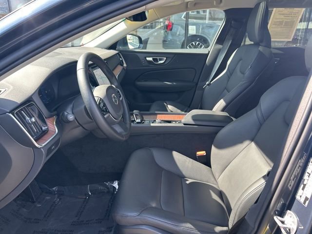 Certified 2025 Volvo V60 B5 Cross Country Plus image 17