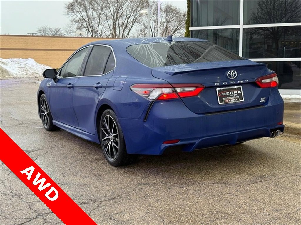 Used 2023 Toyota Camry SE image 5