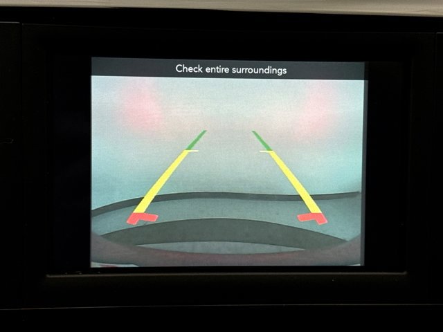 Used 2018 Chrysler Pacifica Touring Plus image 15