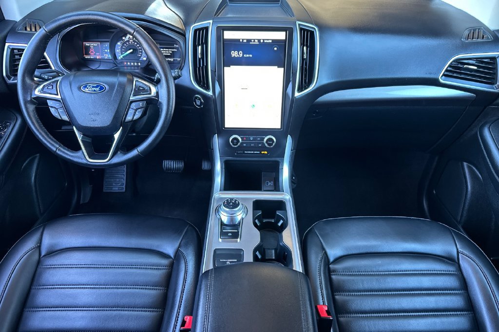 Used 2024 Ford Edge SEL AWD/4WD image 13