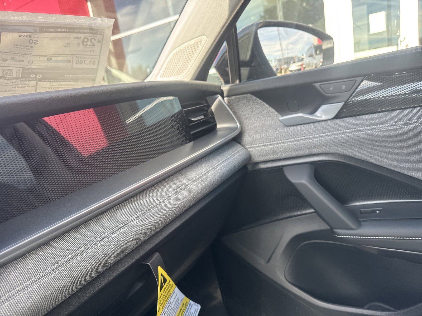 New 2026 Volkswagen Tiguan S image 32