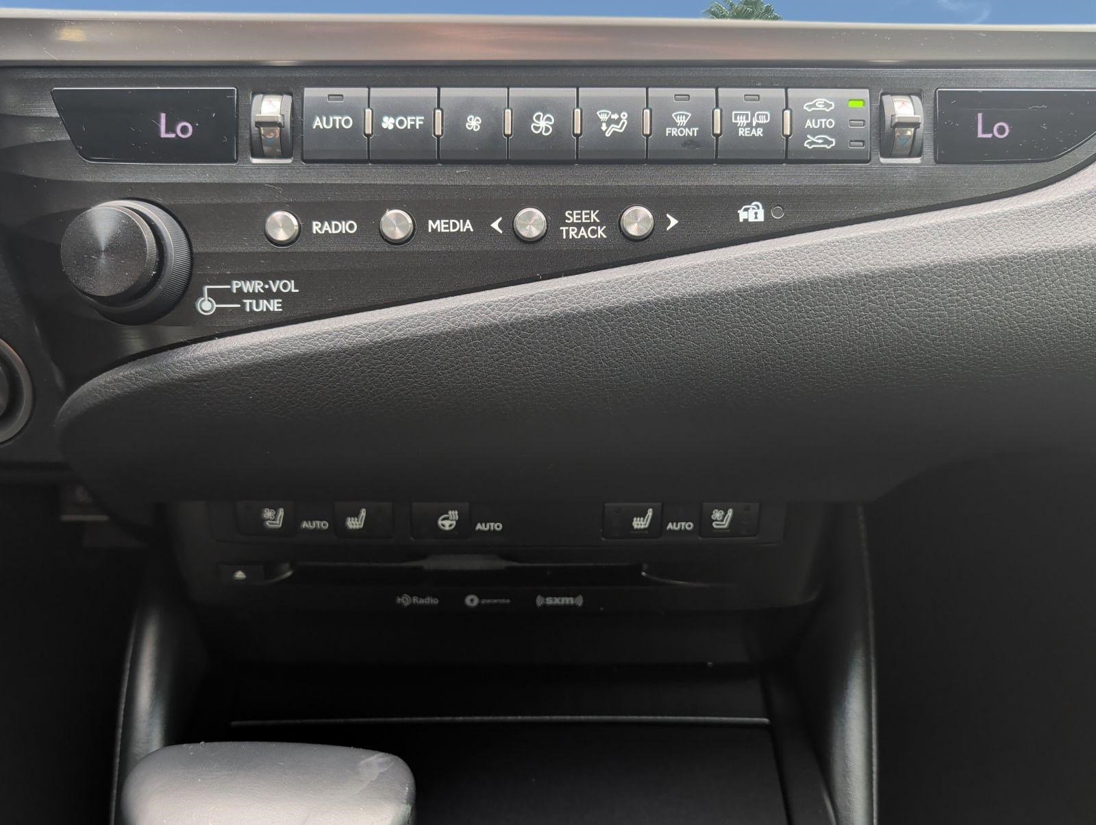 Certified 2020 Lexus ES 350 w/ Premium Package FWD image 20