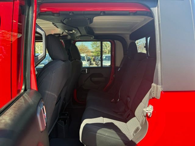 Used 2022 Jeep Gladiator Sport image 26