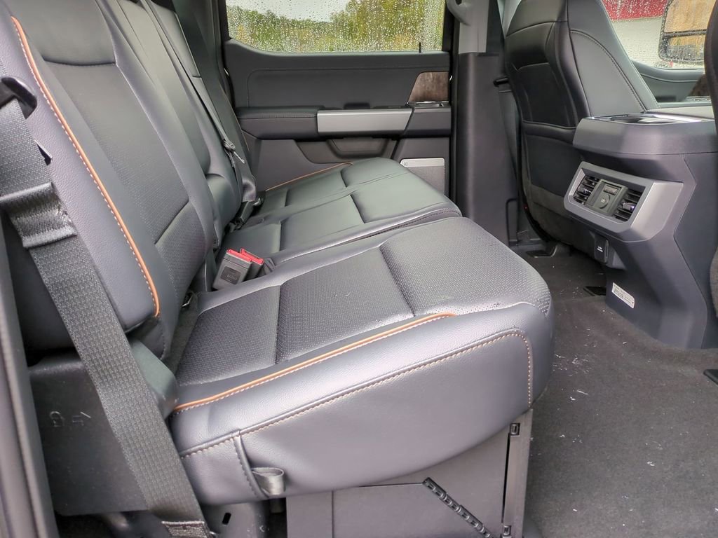 New 2026 Ford F350 Lariat w/ Chrome Package image 18