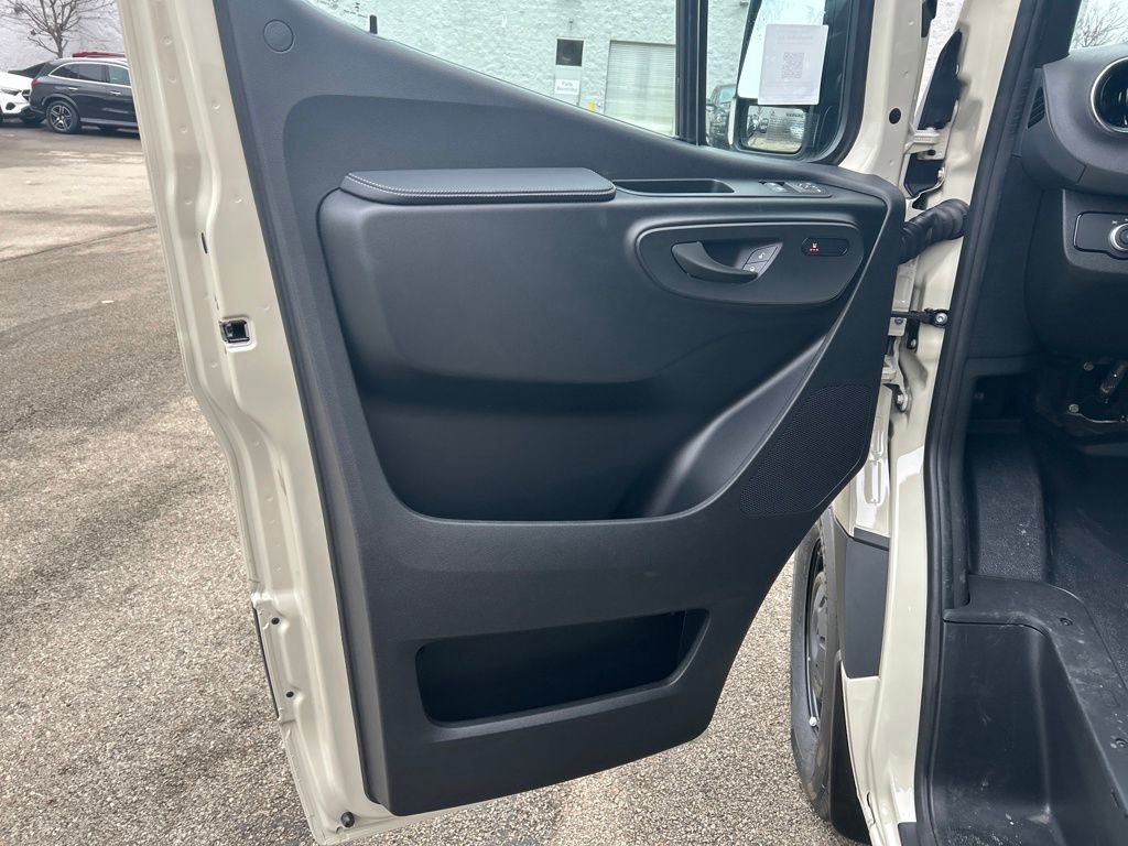 New 2026 Mercedes-Benz Sprinter 2500 image 10