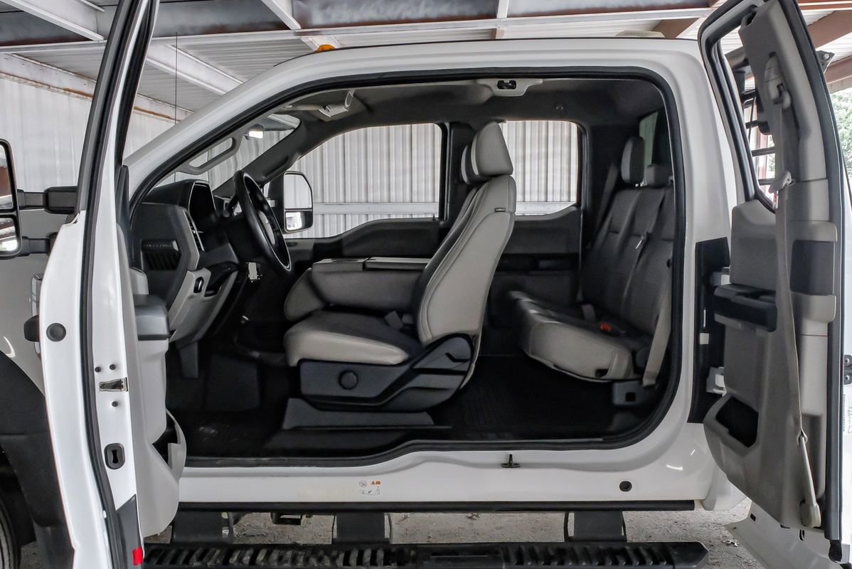 Used 2019 Ford F550 4x4 SuperCab Super Duty image 29