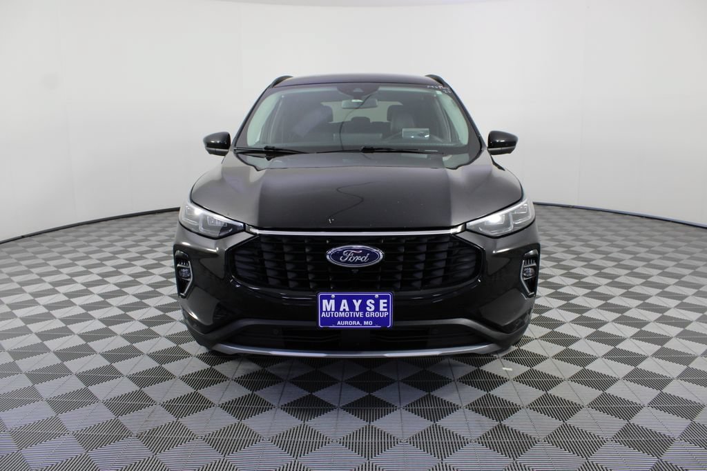 Used 2023 Ford Escape Platinum w/ Premium Technology Package AWD/4WD image 28