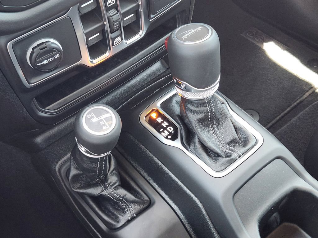 New 2026 Jeep Gladiator Sport AWD/4WD image 15