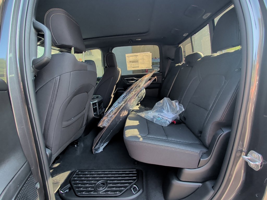 New 2026 RAM 1500 Big Horn AWD/4WD image 14