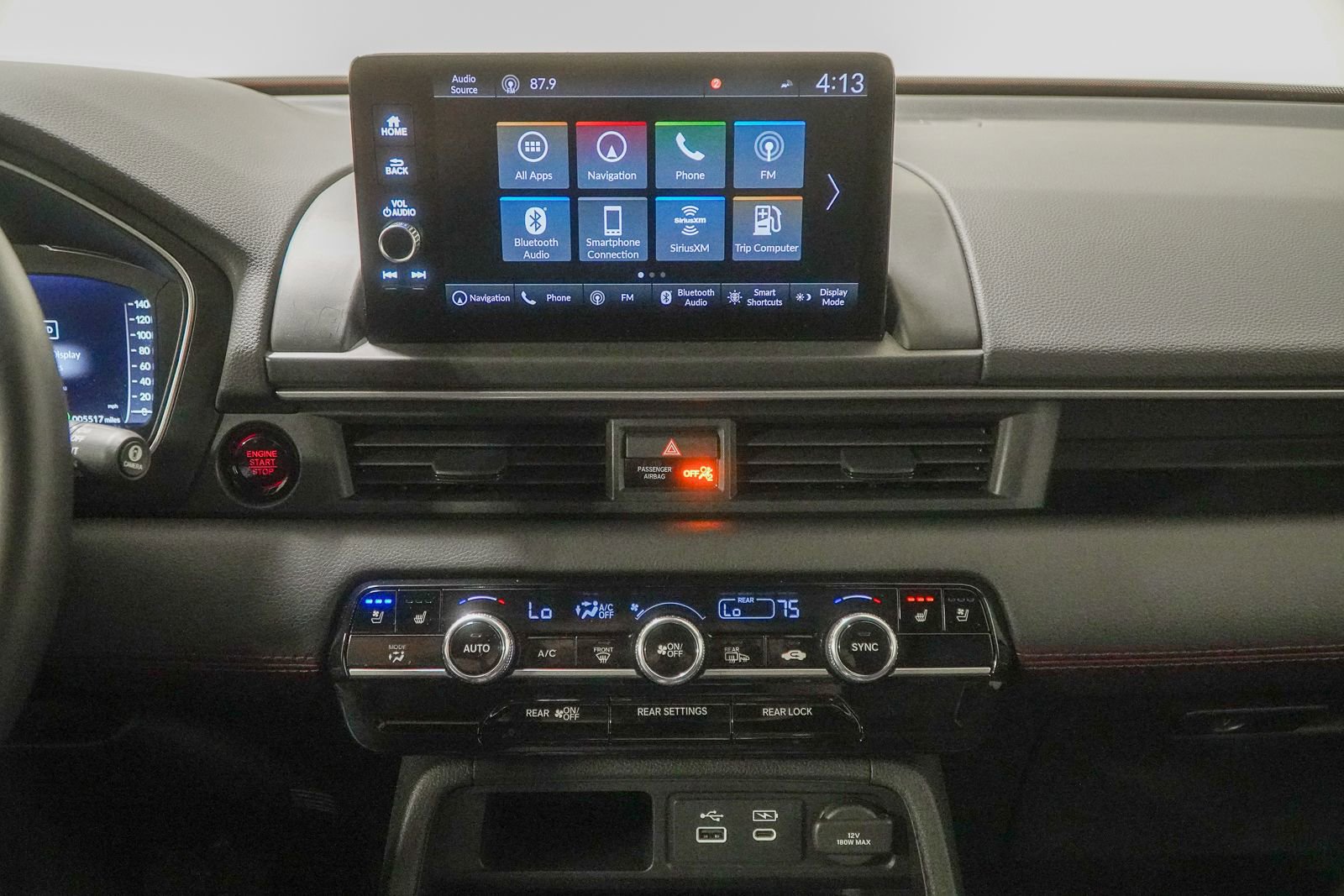 Certified 2025 Honda Pilot Black Edition image 31