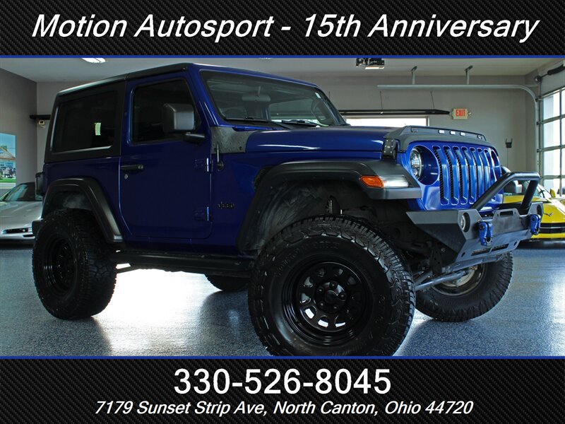 Used 2019 Jeep Wrangler Sport AWD/4WD image 2