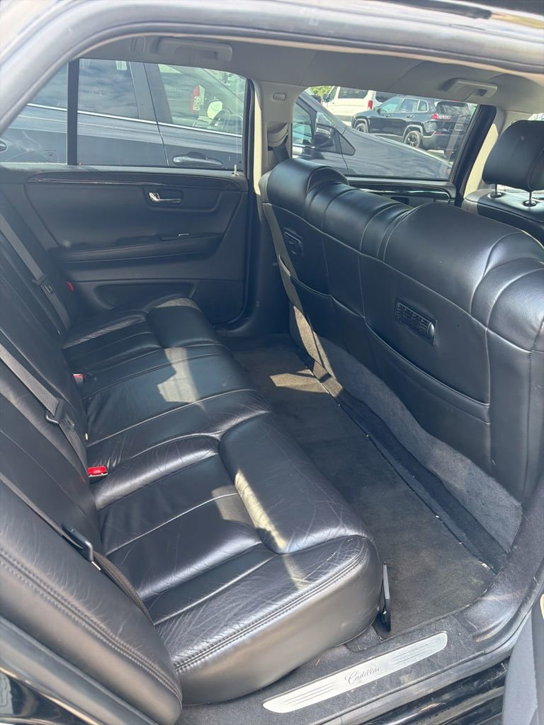 Used 2009 Cadillac DTS Limousine FWD image 6